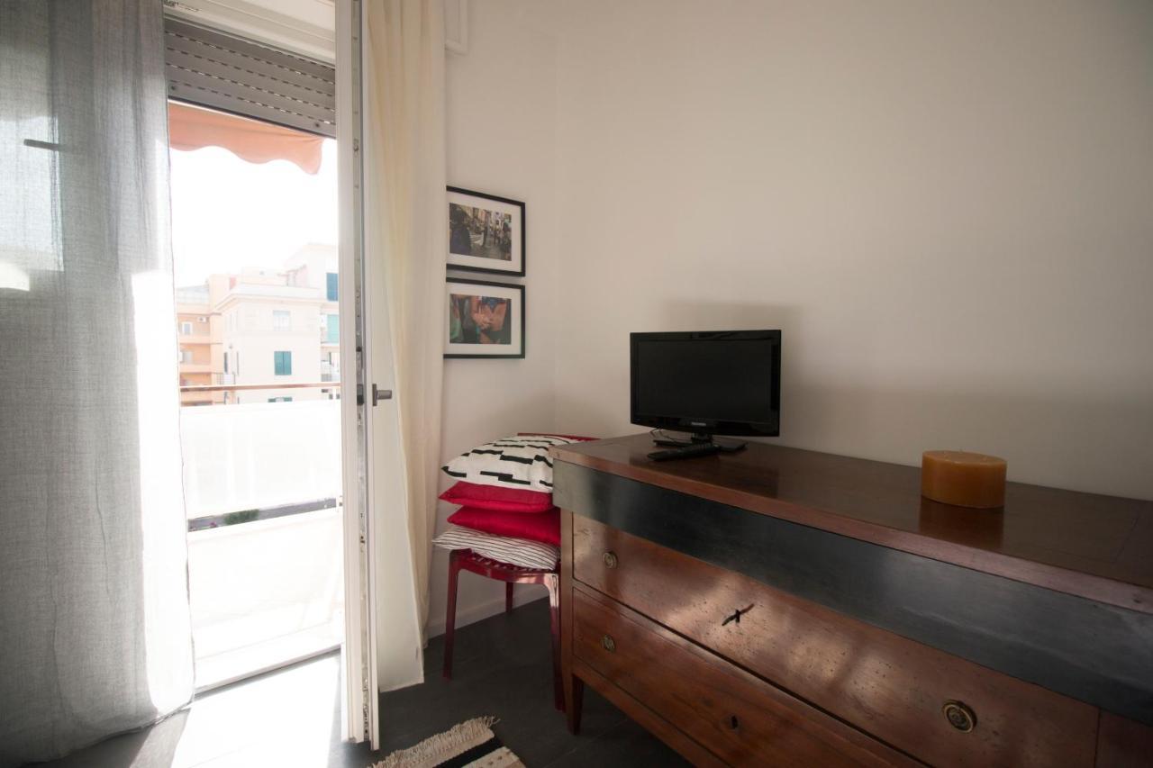 From Ostia Beach To Rome & Airport In A Heartbeat! Bagian luar foto